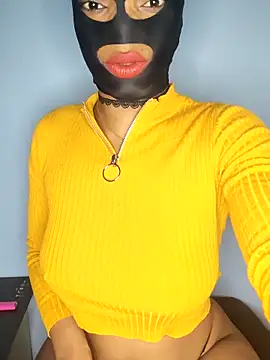 Snapshot of sweetybae75 chatting on February 12, 11:00 pm sweetybae75 online show from February 12, 11:00 pm