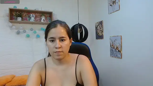 tulunaroja online show from October 9, 8:18 pm