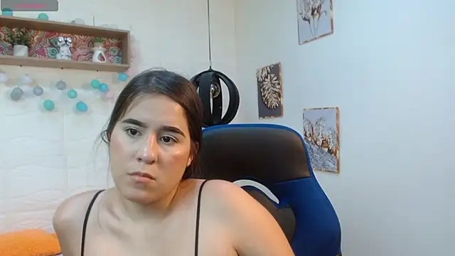 tulunaroja online show from October 10, 8:52 pm