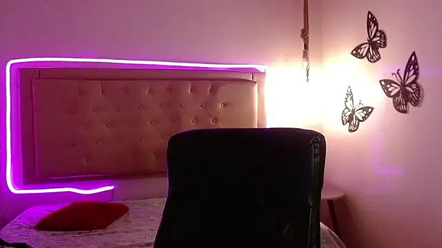 tulunaroja online show from October 20, 8:31 pm