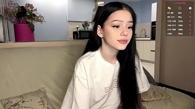 Snapshot of KateHardcastle chatting on October 1, 1:28 pm KateHardcastle online show from October 1, 1:28 pm