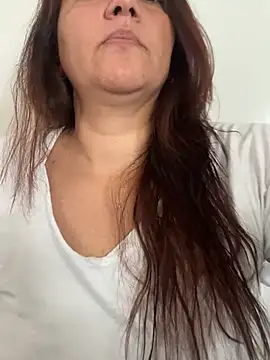 sweetdulcexxx online show from June 24, 5:23 pm