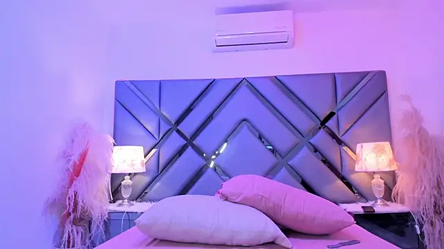 Milan LewisS online show from March 4, 1:17 pm