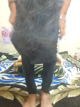 Snapshot of ranisanthutelugu chatting on February 3, 6:40 am ranisanthutelugu online show from February 3, 6:40 am