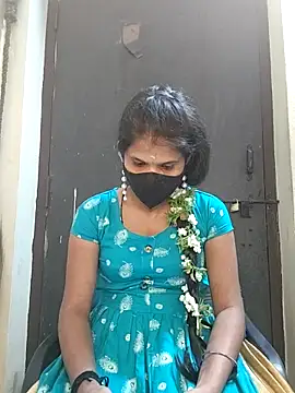 Snapshot of ranisanthutelugu chatting on February 9, 9:02 am ranisanthutelugu online show from February 9, 9:02 am