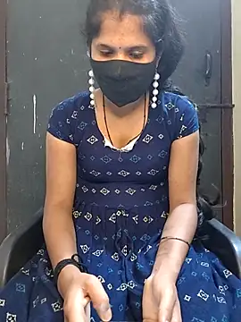 Snapshot of ranisanthutelugu chatting on February 10, 5:44 am ranisanthutelugu online show from February 10, 5:44 am