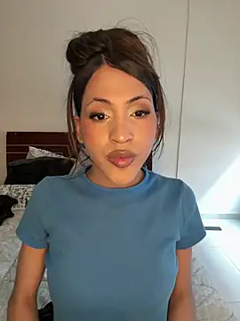 clara evanss s online show from July 29, 8:29 pm