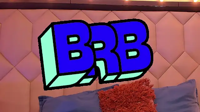 Snapshot of Scarletbigbug chatting on October 31, 11:33 am Scarletbigbug online show from October 31, 11:33 am