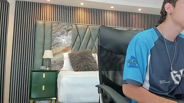 Michael blue online show from October 1, 2:12 pm