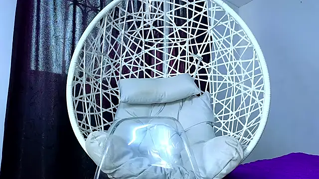 cuteeimy online show from December 16, 6:57 pm