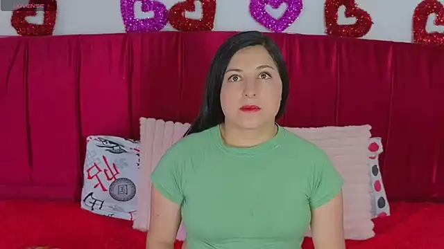 cuteeimy online show from May 5, 7:11 pm