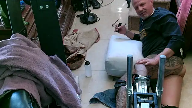 6mickey9 online show from October 20, 8:53 pm