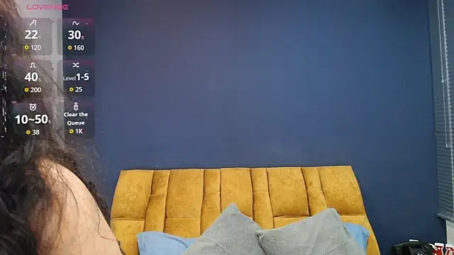 KendraaSimons online show from May 5, 7:44 pm