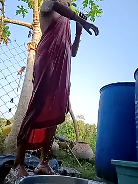 Snapshot of Suhani_sharma1 chatting on September 21, 2:13 am Suhani sharma1 online show from September 21, 2:13 am