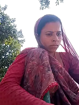 Snapshot of Suhani_sharma1 chatting on October 17, 7:00 am Suhani sharma1 online show from October 17, 7:00 am