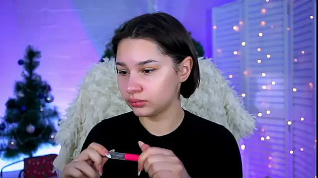 KimClarks  online show from January 15, 11:48 am