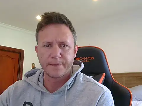 Snapshot of TroyDieselXXX chatting on January 11, 5:23 am TroyDieselXXX online show from January 11, 5:23 am