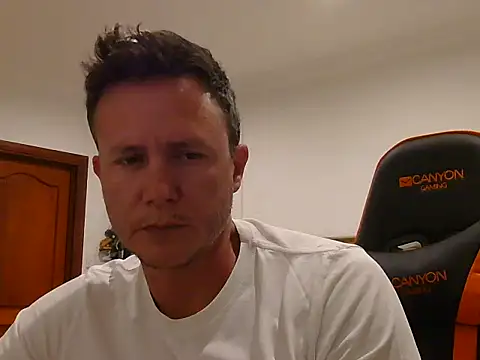 Snapshot of TroyDieselXXX chatting on January 12, 5:29 pm TroyDieselXXX online show from January 12, 5:29 pm