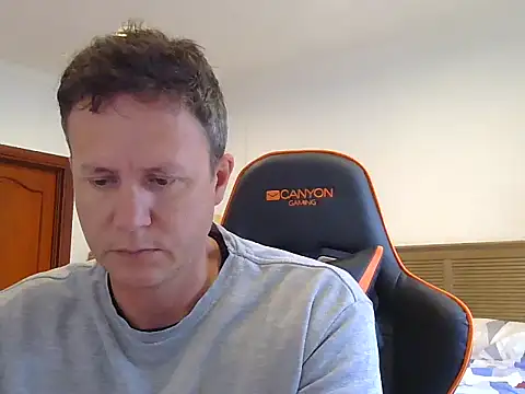 Snapshot of TroyDieselXXX chatting on January 19, 5:55 am TroyDieselXXX online show from January 19, 5:55 am