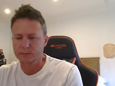 Snapshot of TroyDieselXXX chatting on February 13, 5:25 am TroyDieselXXX online show from February 13, 5:25 am