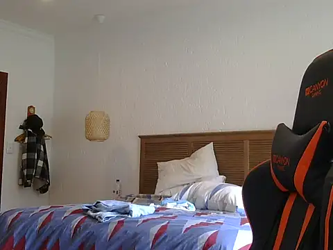 Snapshot of TroyDieselXXX chatting on March 2, 7:15 am TroyDieselXXX online show from March 2, 7:15 am