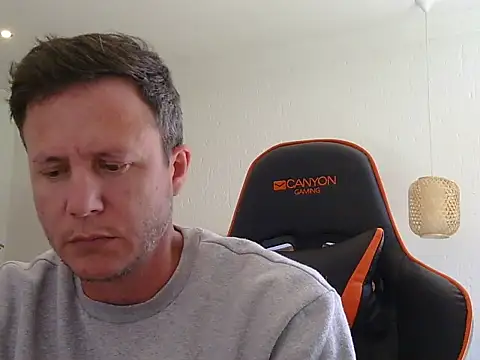 Snapshot of TroyDieselXXX chatting on March 7, 8:55 am TroyDieselXXX online show from March 7, 8:55 am