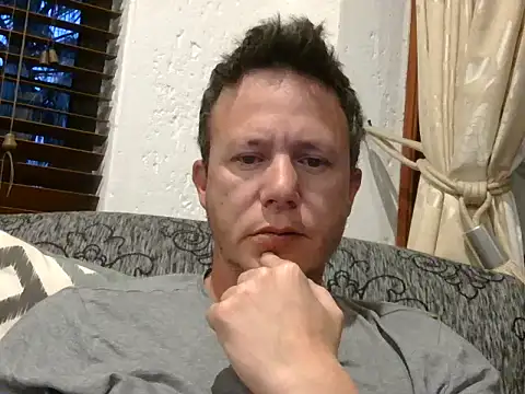 Snapshot of TroyDieselXXX chatting on March 15, 3:56 am TroyDieselXXX online show from March 15, 3:56 am