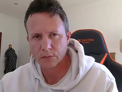 TroyDieselXXX online show from May 3, 11:49 am