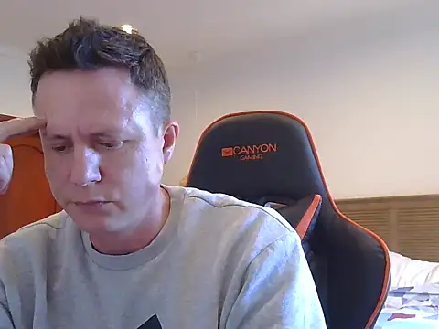 TroyDieselXXX online show from May 8, 5:57 am