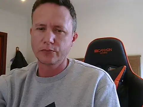 TroyDieselXXX online show from May 15, 6:53 am