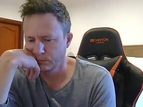 TroyDieselXXX online show from May 20, 5:02 am