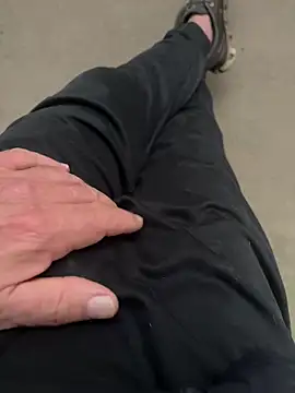 cyclone1212 online show from March 12, 11:38 am