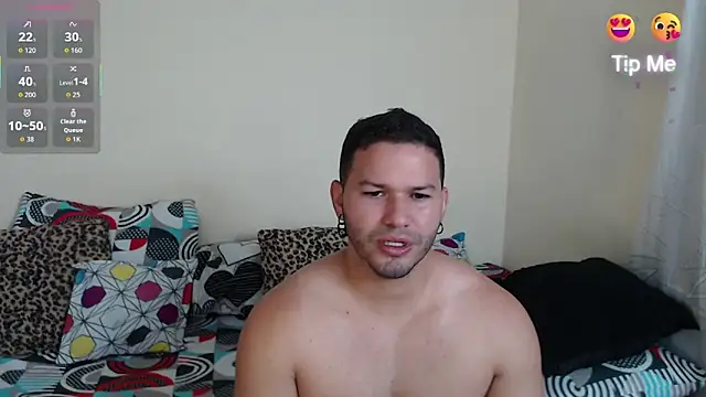 Snapshot of Tim_mz01 chatting on April 1, 12:39 pm Tim mz01 online show from April 1, 12:39 pm