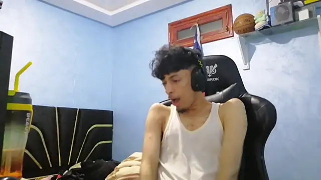 Dark DesireX online show from October 21, 10:05 am