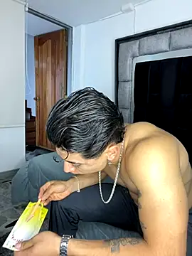 MR MUSCLE online show from October 14, 11:55 am