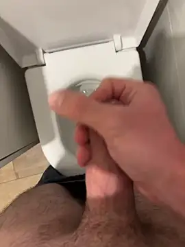 hugehairycock 98 online show from November 30, 10:36 pm