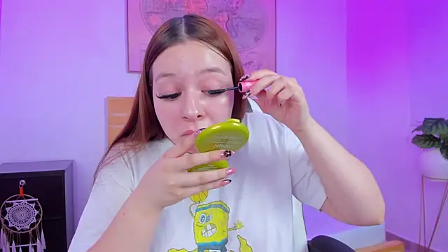 Snapshot of kitty_sweeety_ chatting on February 24, 12:47 pm kitty sweeety online show from February 24, 12:47 pm