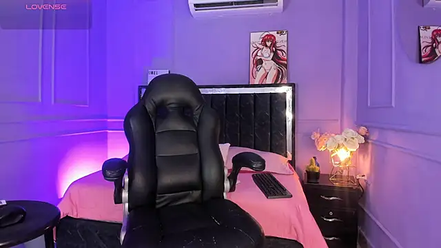 Snapshot of SwettRenata_ chatting on March 12, 12:44 pm SwettRenata online show from March 12, 12:44 pm