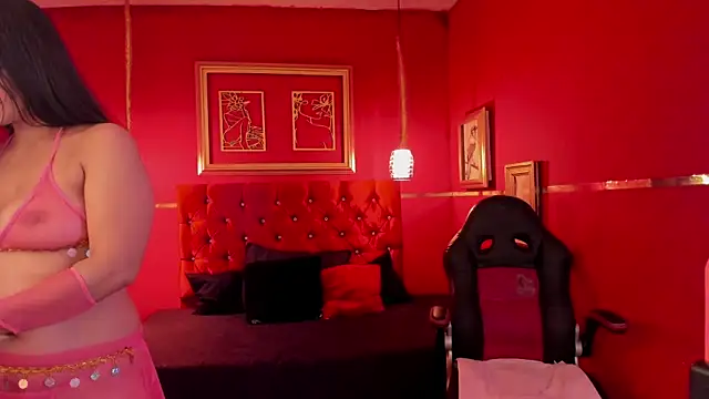 Snapshot of Anissa_Ali chatting on November 14, 9:13 pm Anissa Ali online show from November 14, 9:13 pm