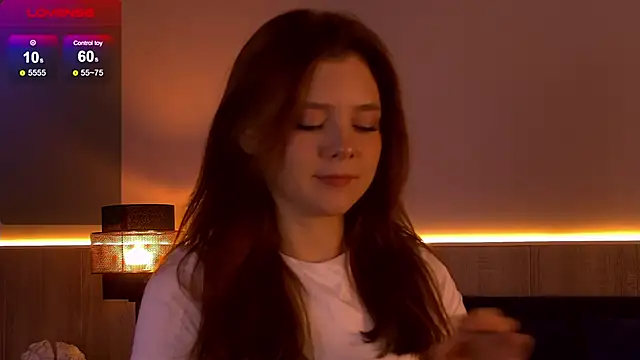 Nora  Ray online show from September 12, 4:40 pm