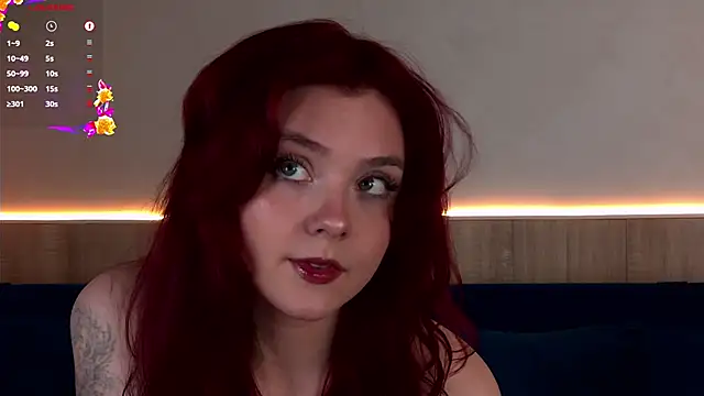 Nora  Ray online show from December 1, 6:46 pm