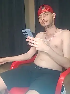 bigcockwhite777 online show from November 4, 9:03 pm