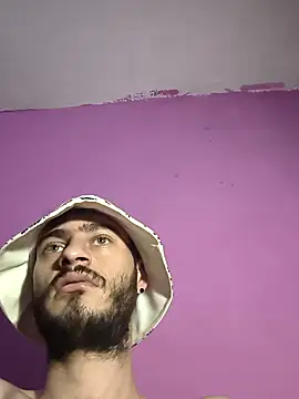 bigcockwhite777 online show from May 7, 11:32 pm