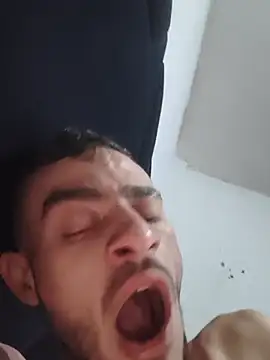bigcockwhite777 online show from May 19, 12:38 am