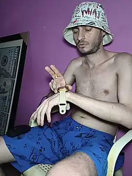bigcockwhite777 online show from June 21, 12:57 am