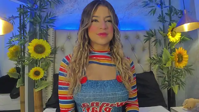 Snapshot of LittleeJaz chatting on October 18, 4:15 am LittleeJaz online show from October 18, 4:15 am