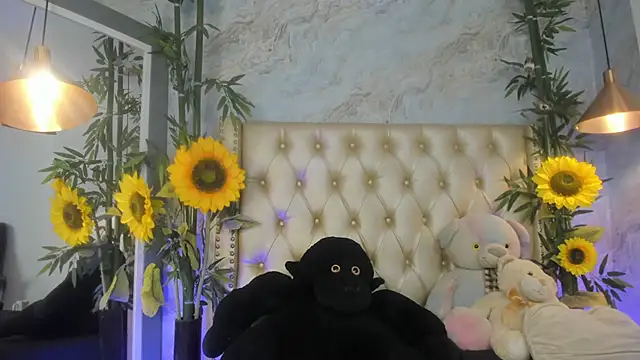LittleeJaz online show from May 24, 3:11 am