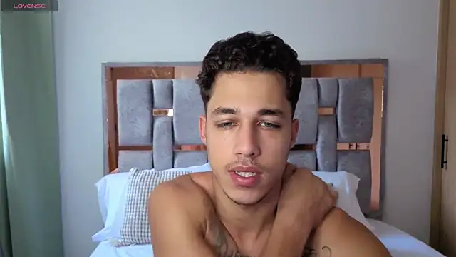 orionblaze69  online show from October 19, 10:21 pm
