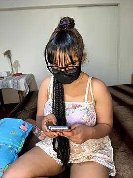 Ariana  Marie online show from September 18, 11:18 pm