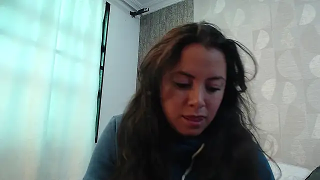 Snapshot of elamurray chatting on September 25, 11:14 am elamurray online show from September 25, 11:14 am